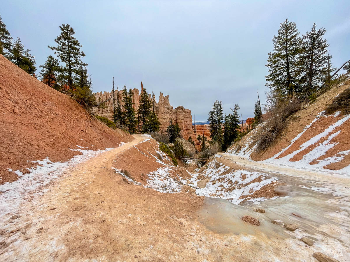 Icy trail at Bryce Canyon in December.