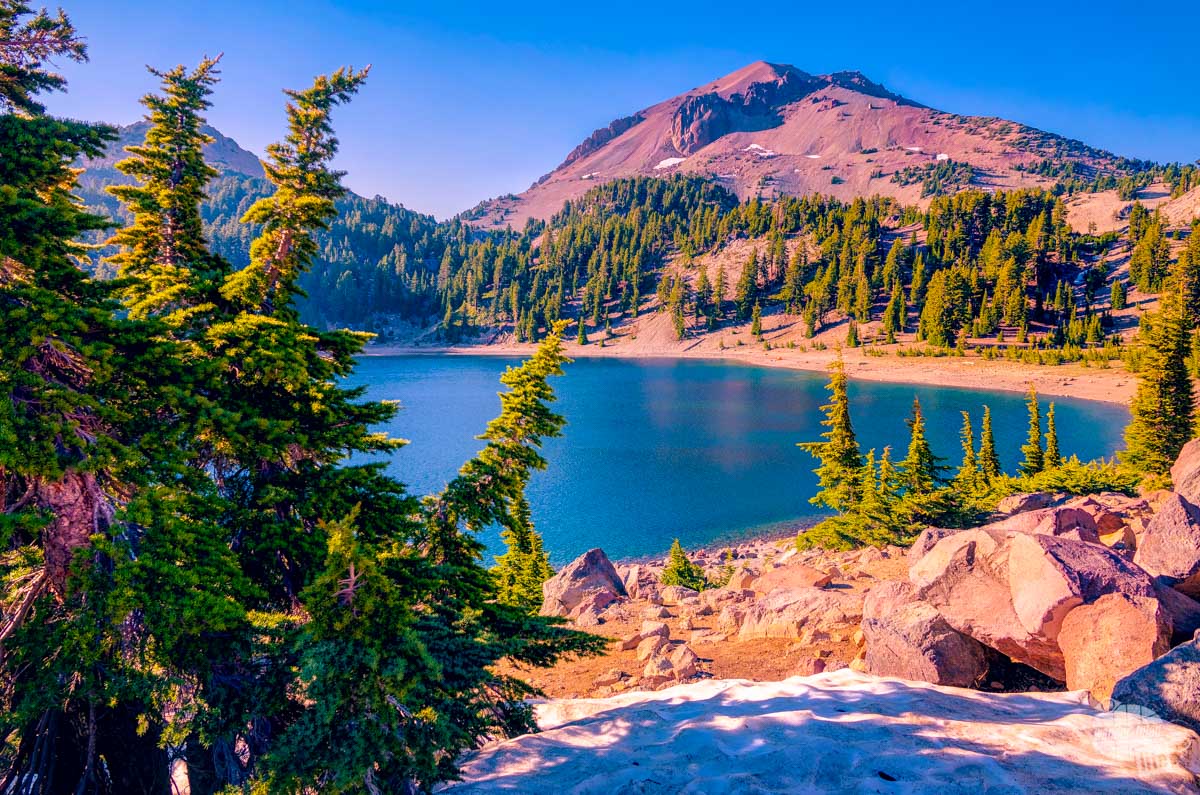 Travel Guide to Lassen Volcanic National Park's Top Things To Do