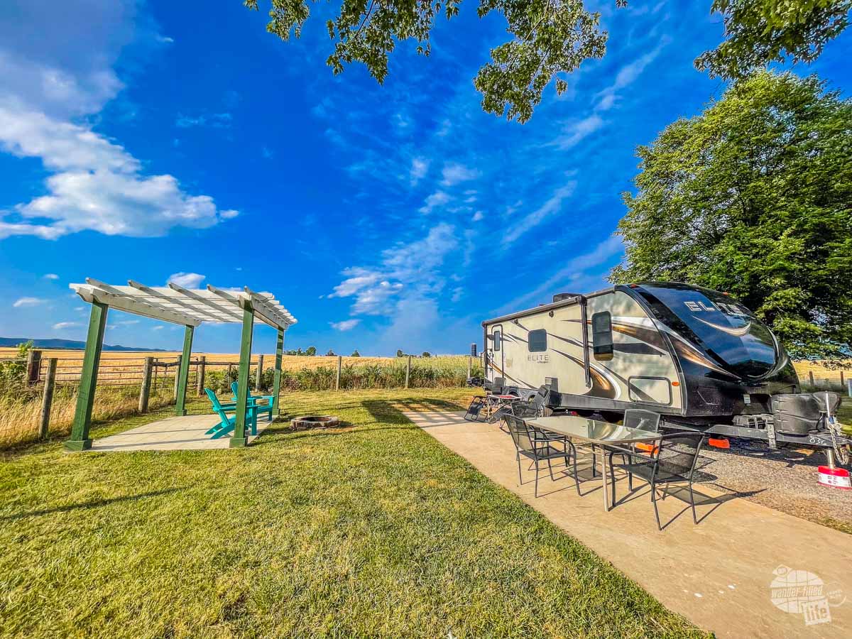 A Deluxe Pergola campsite at Spacious Skies Shenandoah Views.
